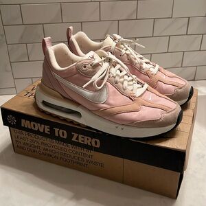 Nike Air Max Dawn sneakers